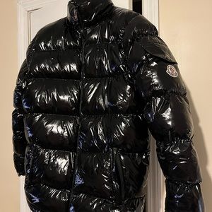 Moncler Maya Quilted Shell Hooded Down Jacket size XL